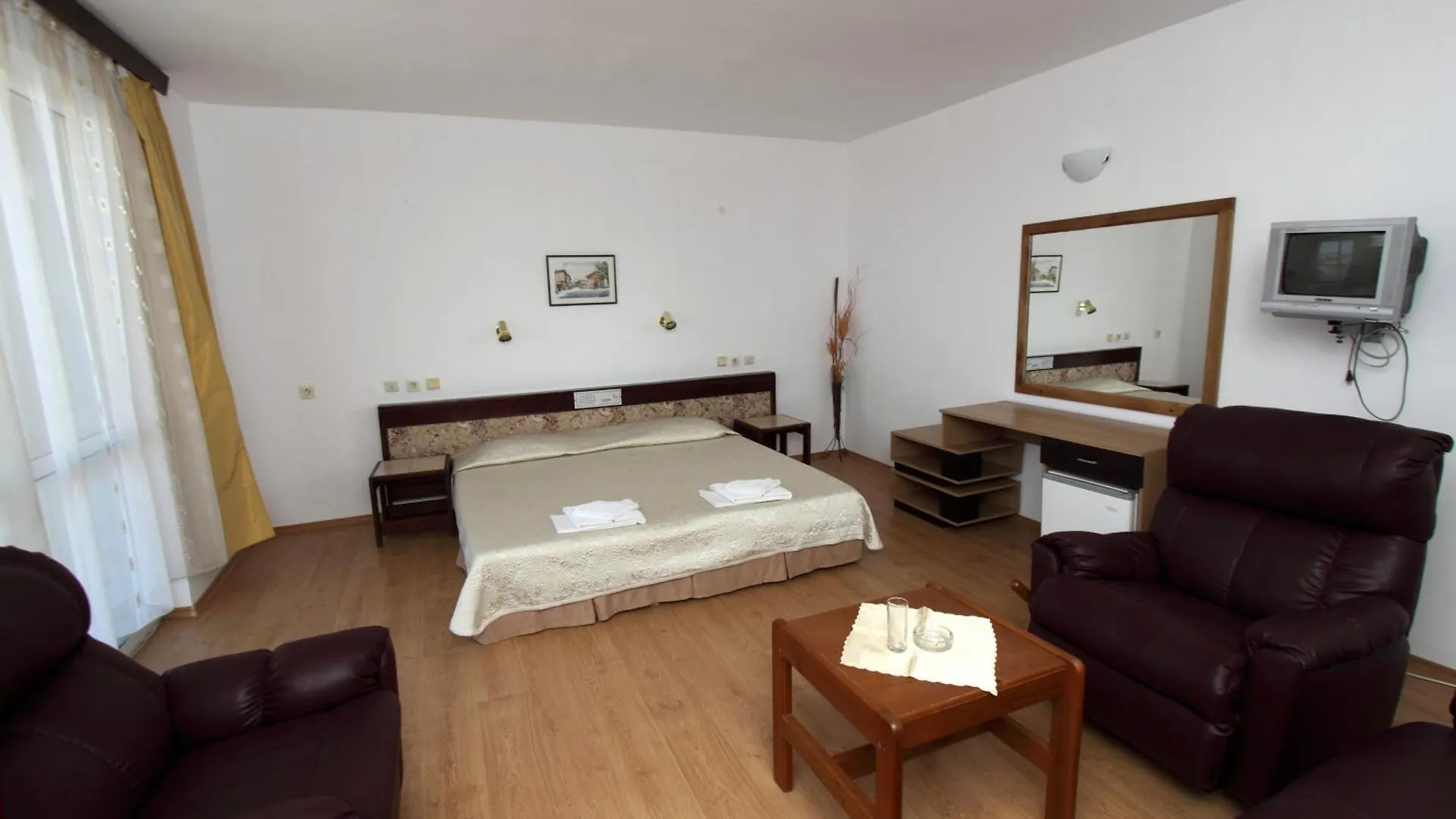 Family Hotel Verona Созополь 3*,